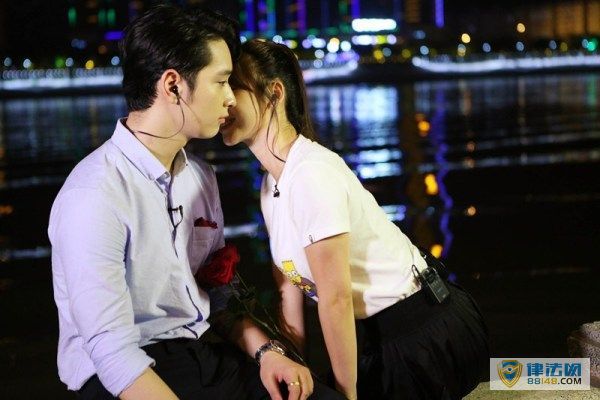 ӭΪʲô ҺͲʢKiss 