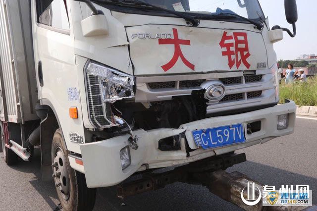 ͨ¹ СŮѧײɵĸ׿̱ ˾