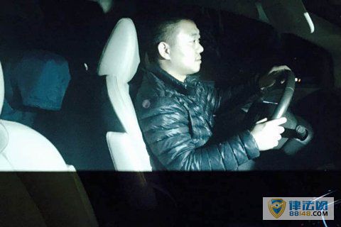 賿 뿪