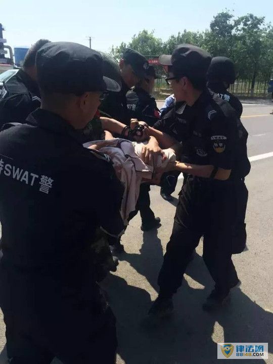 广饶杀人纵火案后续 居民联合控诉警方不作为 嫌犯石俊峰作案细节曝光 广饶杀人纵火案后续 居民联合控诉警方不作为 嫌犯石俊峰作案细节曝光