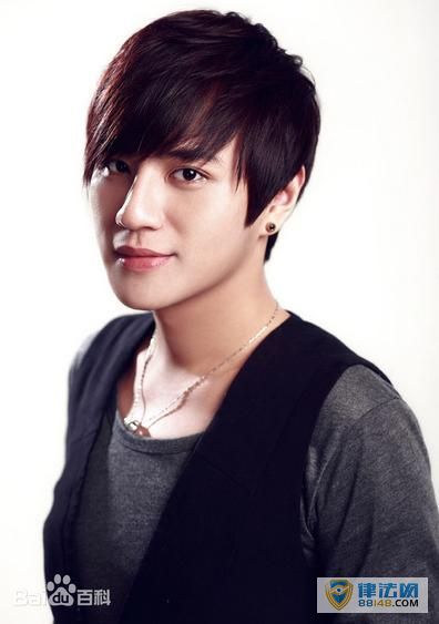 《济公传之活佛登基》赵伯宗扮演者杨浩煜个人资料 杨浩煜演过的电视剧 《济公传之活佛登基》赵伯宗扮演者杨浩煜个人资料 杨浩煜演过的电视剧