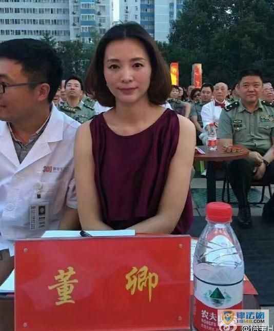 [ϹƻԼ]춭䵱ί һ˫ȳ ɷƻԻ