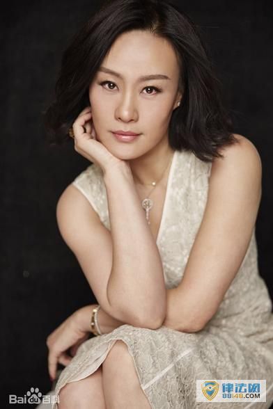 电视剧《如懿传》钮祜禄·甄嬛扮演者邬君梅个人资料 邬君梅演过的电视剧 电视剧《如懿传》钮祜禄·甄嬛扮演者邬君梅个人资料 邬君梅演过的电视剧