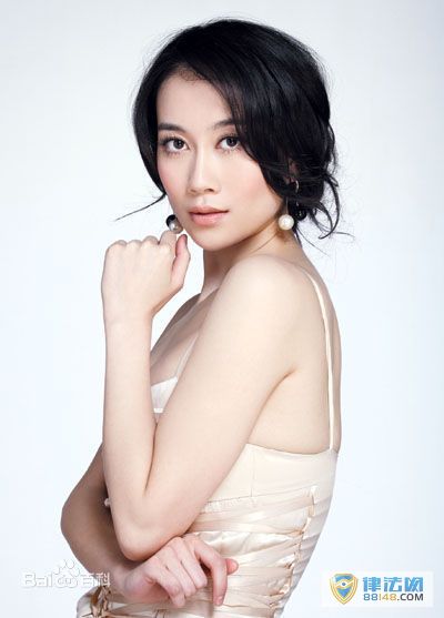 《十个连长一个班》张兰香扮演者温峥嵘个人资料 温峥嵘演过的电视剧 《十个连长一个班》张兰香扮演者温峥嵘个人资料 温峥嵘演过的电视剧