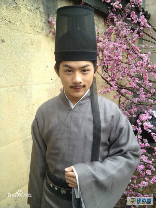 ���Ӿ硶���š�������������ź�Ȼ�������� �ź�Ȼ�ݹ��ĵ��Ӿ�