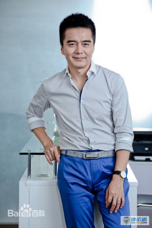 电视剧《寒山令》曾楚南扮演者许亚军个人资料 许亚军主演的电视剧 电视剧《寒山令》曾楚南扮演者许亚军个人资料 许亚军主演的电视剧