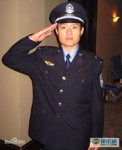 Ӿ硶ԵסԬС峬 峬ݹĵӾ