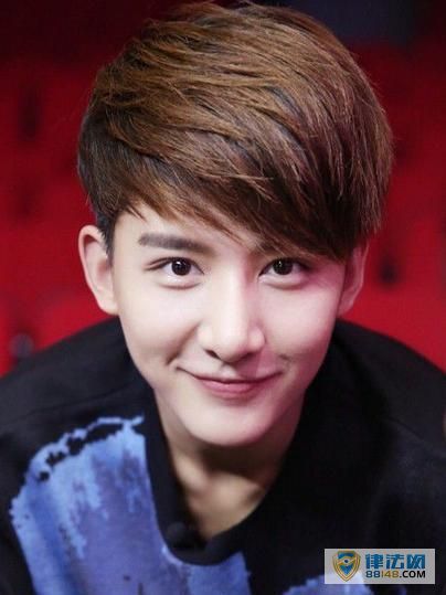 �����һ�������ϰ�����¬׿�������� ¬׿�ݹ��ĵ��Ӿ�