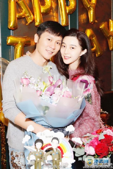 范冰冰为什么不敢公开露耳朵 范冰冰耳朵被系精灵耳几乎没有耳垂且耳骨突出 范冰冰耳朵图片 范冰冰为什么不敢公开露耳朵 范冰冰耳朵被系精灵耳几乎没有耳垂且耳骨突出 范冰冰耳朵图片