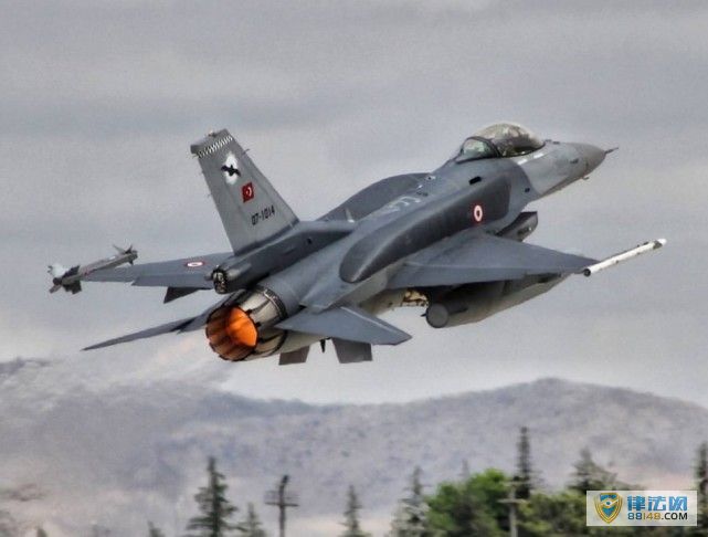 һF-16ս䶫ϲ׹ Ա ս׹ԭع f16սͼƬ۸