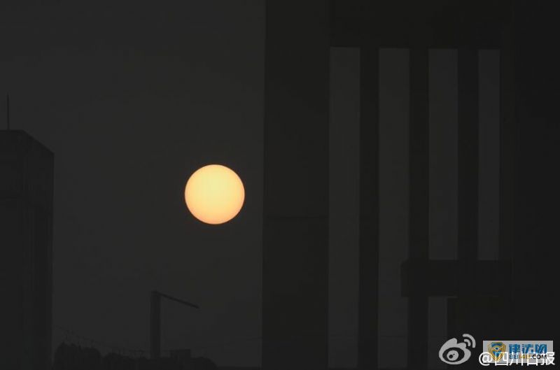 组图:今天“成都的太阳”引发热议 其实这种“蛋黄月”古已有之 还因此引伸出一句成语 组图:今天“成都的太阳”引发热议 其实这种“蛋黄月”古已有之 还因此引伸出一句成语