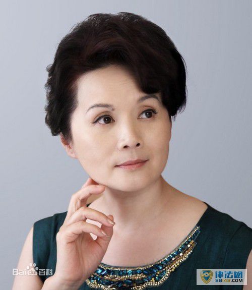 《嘿,老头!》易妈扮演者吴冕个人资料 吴冕演过的电视剧 《嘿,老头!》易妈扮演者吴冕个人资料 吴冕演过的电视剧