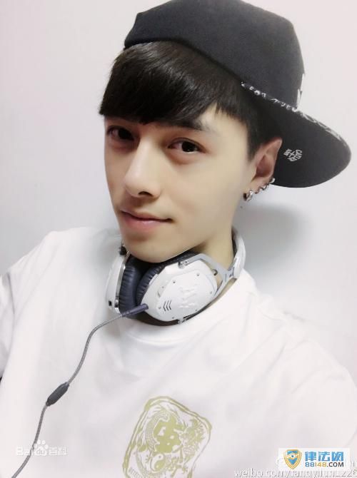 Ӿ硶ζԵҶ߷׸ ݹĵӾ