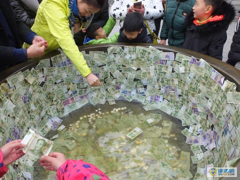 ˲Ȫ£Ǯ ͭױ䡰۱衱ͼ